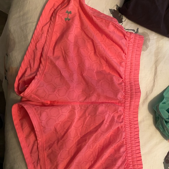 Under Armour - Picture 2 of 2